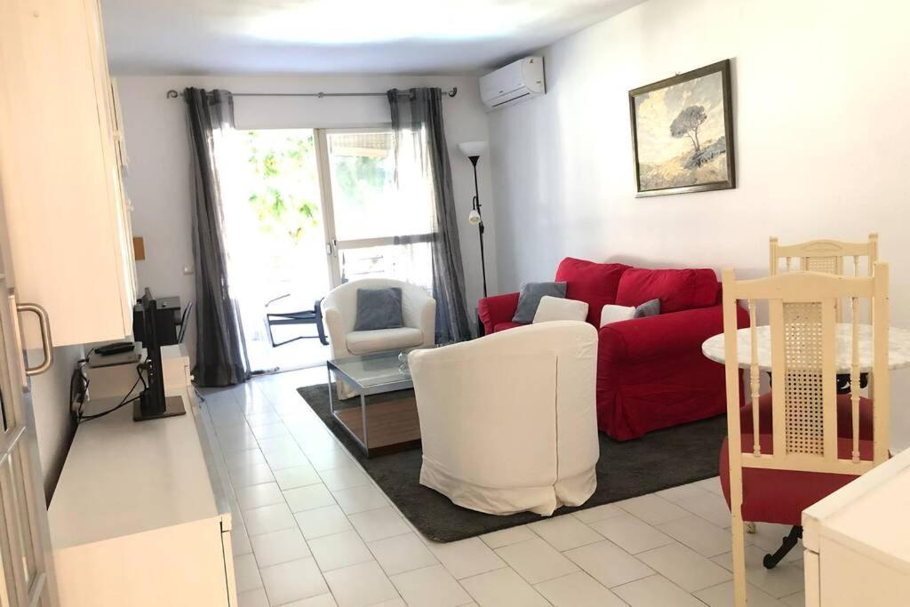 Apto. 2 Dorm. 100m Playa Appartamento Marbella